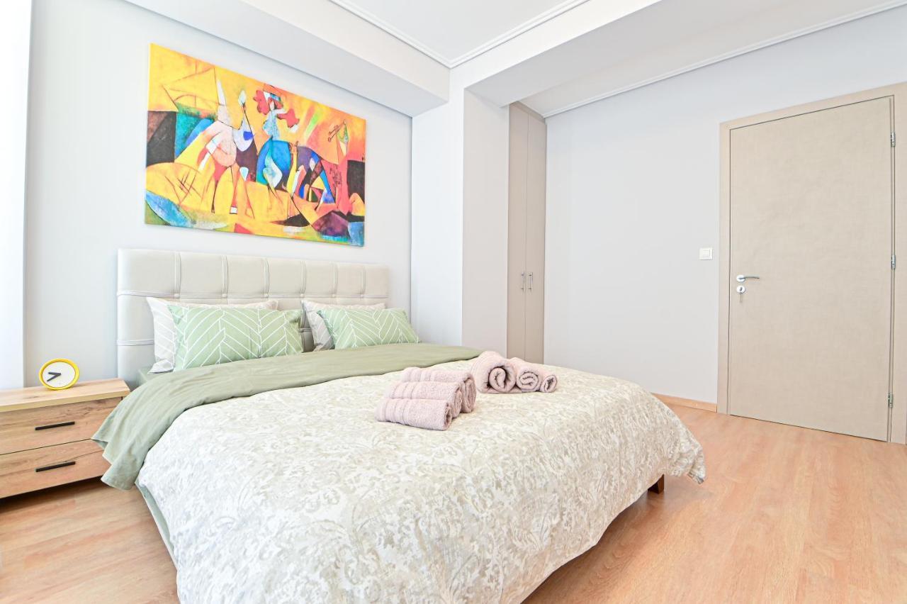 Апартаменты Modern Flat In The Heart Of Port Of Пирей Экстерьер фото